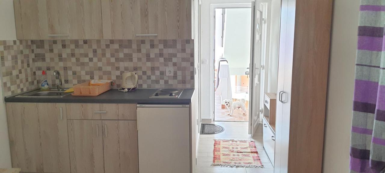 Apartmani Mia Sorajic Петровац Экстерьер фото