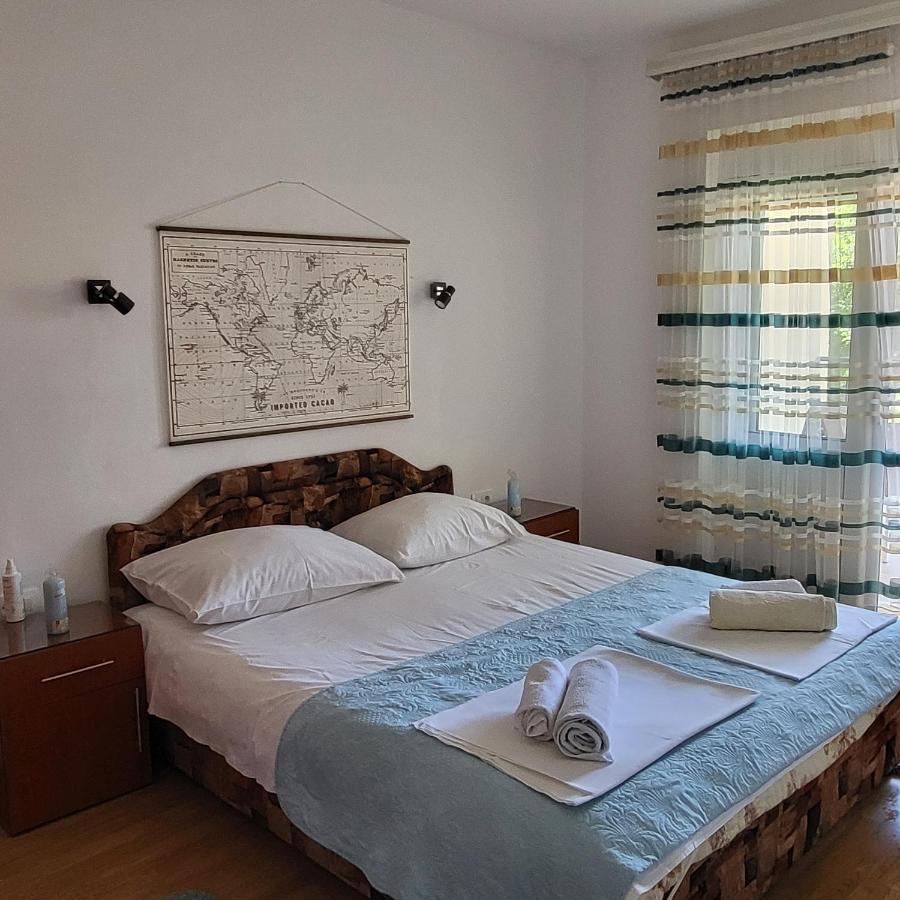 Apartmani Mia Sorajic Петровац Экстерьер фото