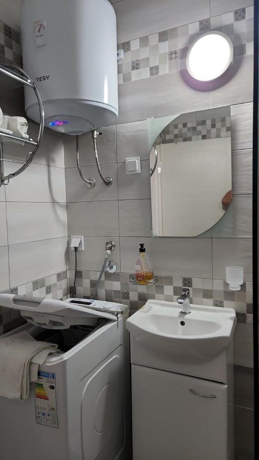 Apartmani Mia Sorajic Петровац Экстерьер фото