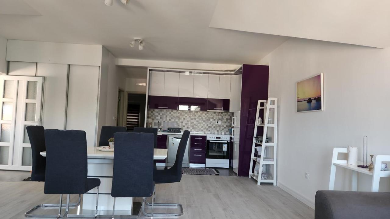 Apartmani Mia Sorajic Петровац Экстерьер фото